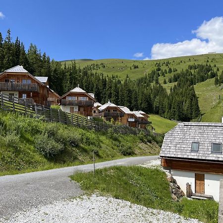 Vesely Svist Chalet Lachtal Exterior photo